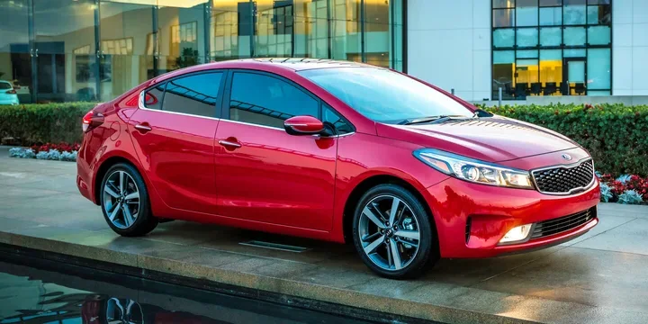 2017 Kia Forte exterior main image