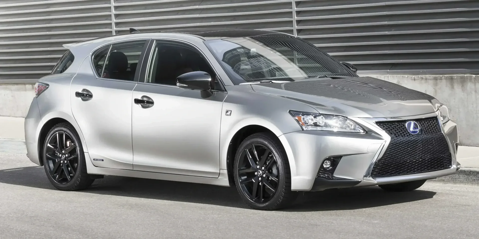 2017 Lexus CT photo 1
