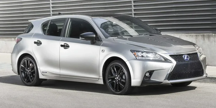 2014 Lexus 2014-lexus-ct-200h main image