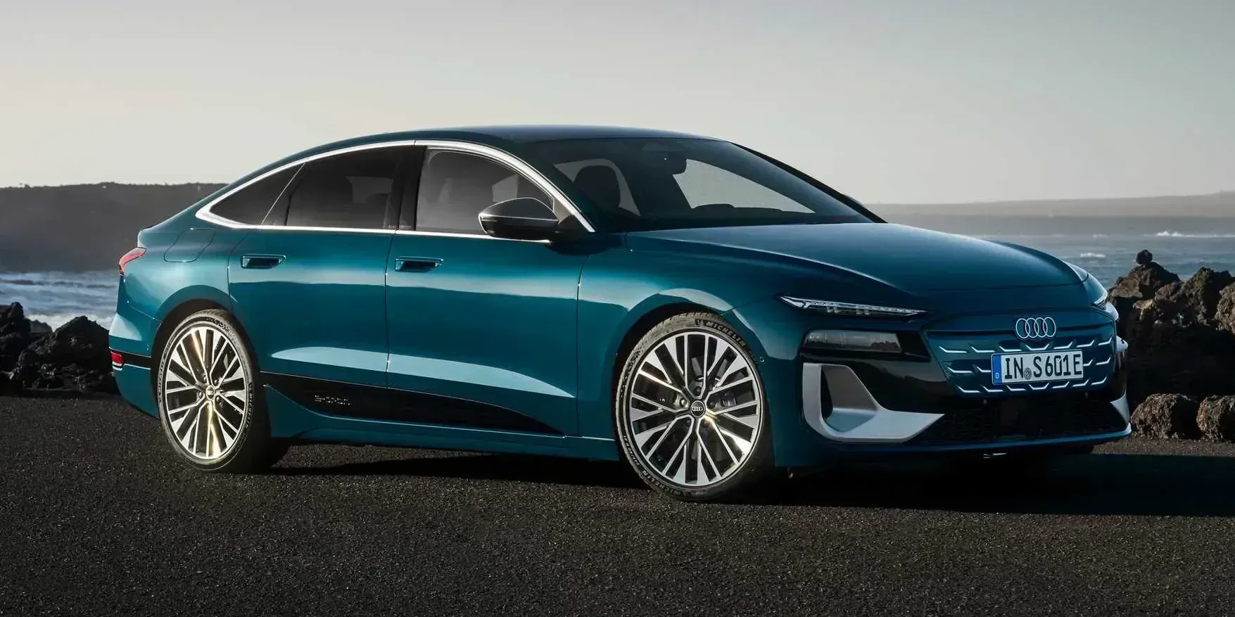 2025 Audi A6 S6 photo 1