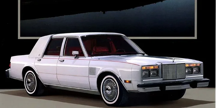 1988 Chrysler Fifth Avenue exterior main image