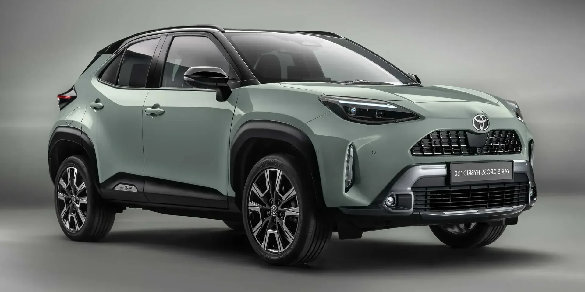 2026 Toyota Yaris Cross Hybrid photo 1