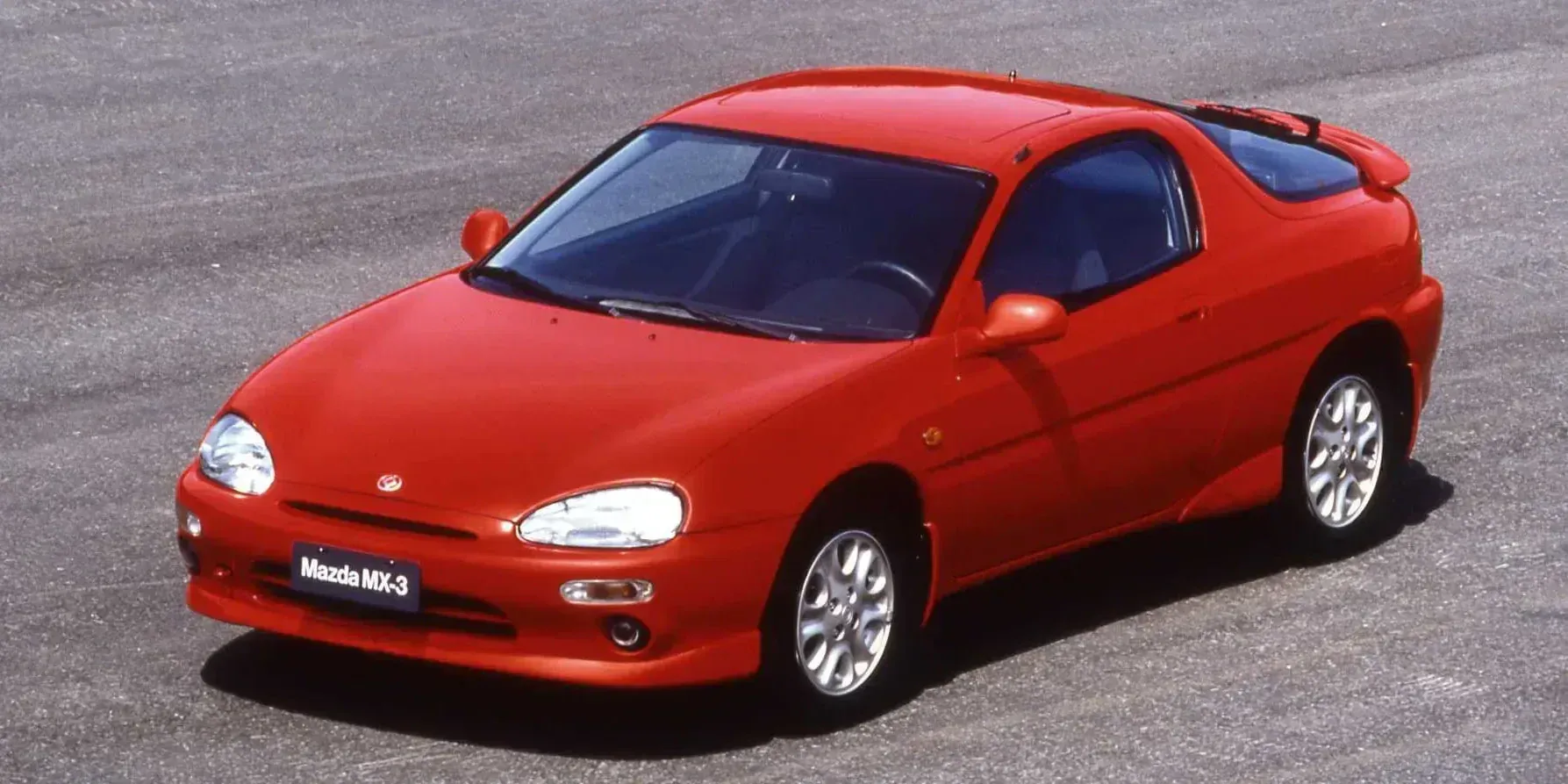 1992 Mazda MX-3 photo 1