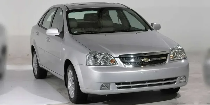 2004 Chevrolet 2004-chevrolet-optra-5-20 main image