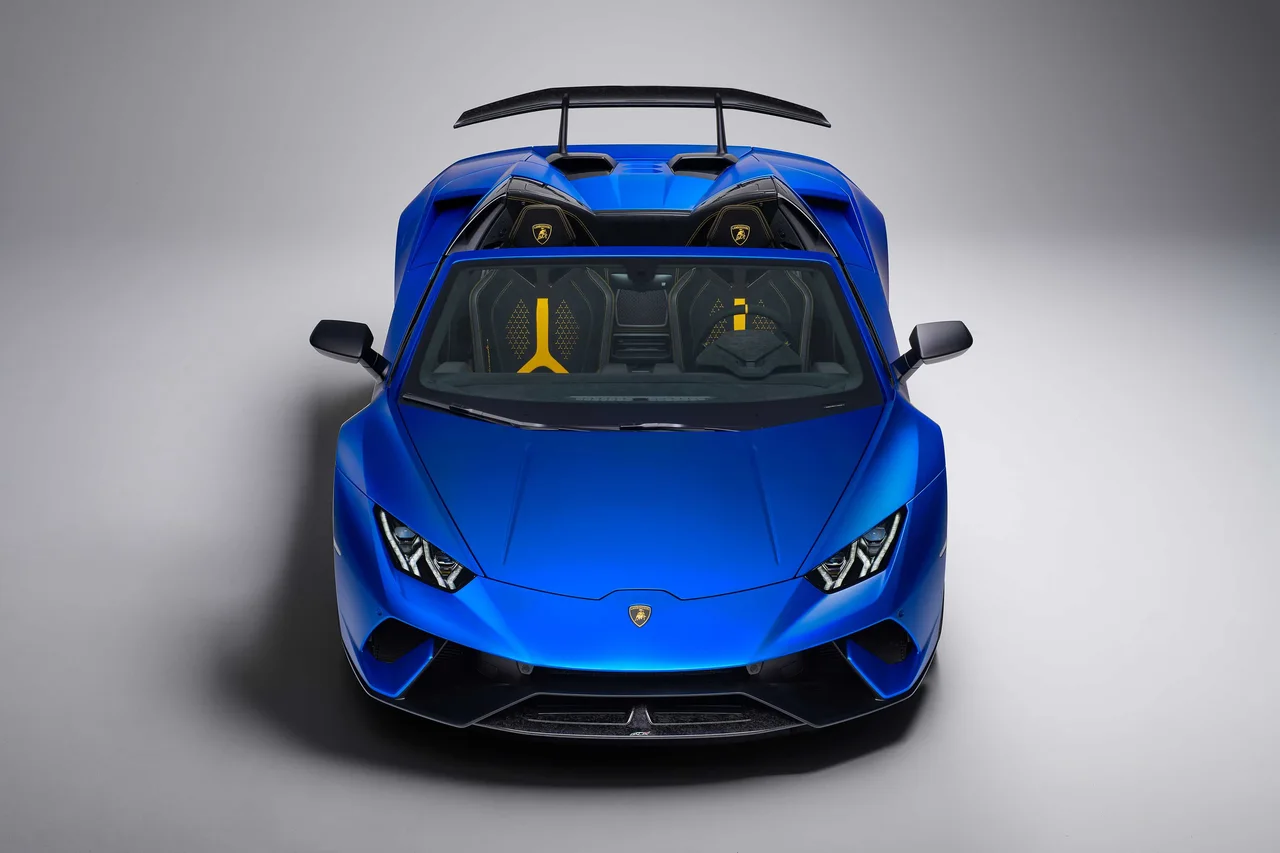 Exterior 4
