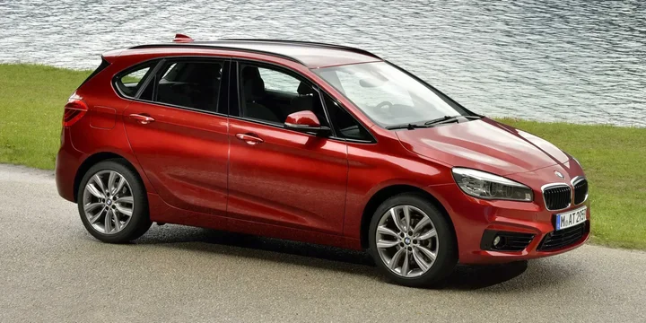 2015 BMW 2015-bmw-2-series-active-gran-tourer-gran-coupe-minivan-2-series-active-tourer-218d-active-tourer-150ps main image