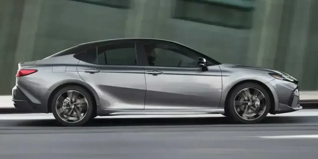2026 Toyota Camry Hybrid AWD photo 1