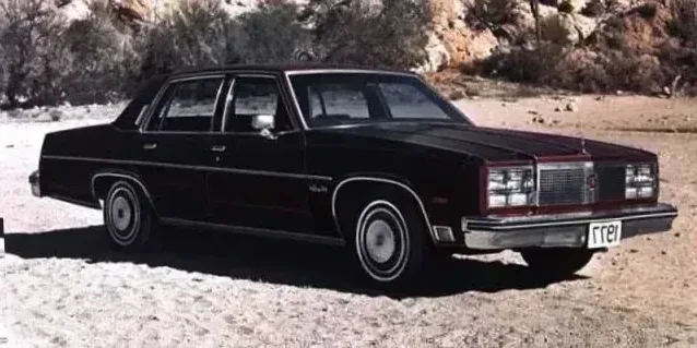 1977 Oldsmobile 1977-oldsmobile-98-ninety-eight-sedan main image