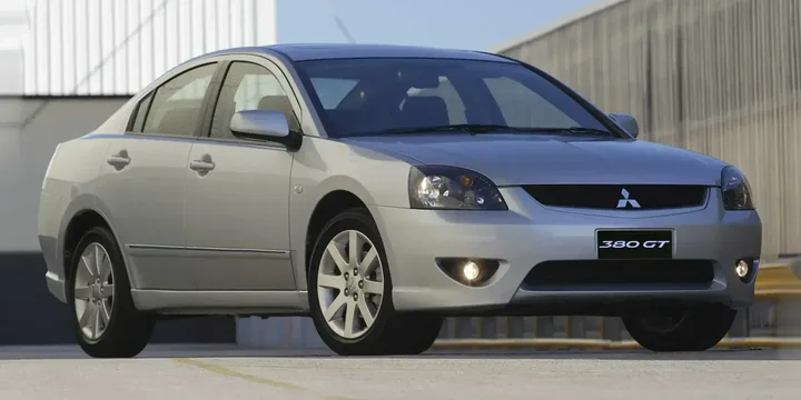 2007 Mitsubishi 2007-mitsubishi-380 main image