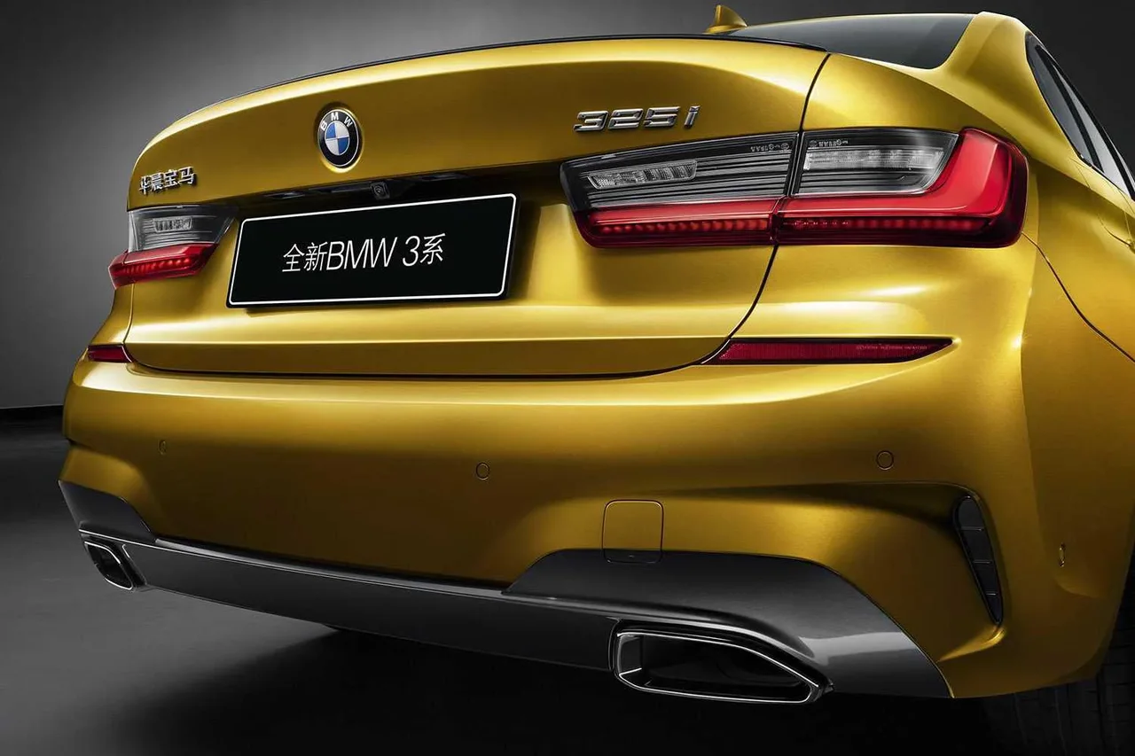 Exterior 13