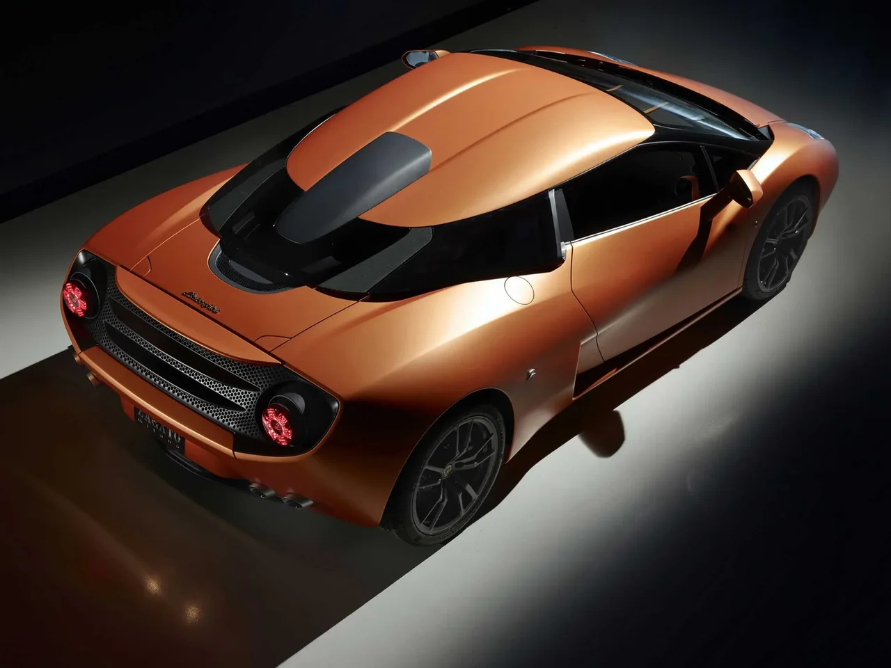 Exterior 5