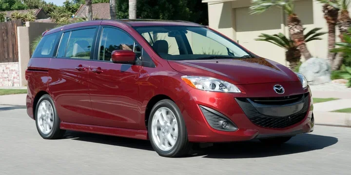 2012 Mazda 5 front three-quarter view