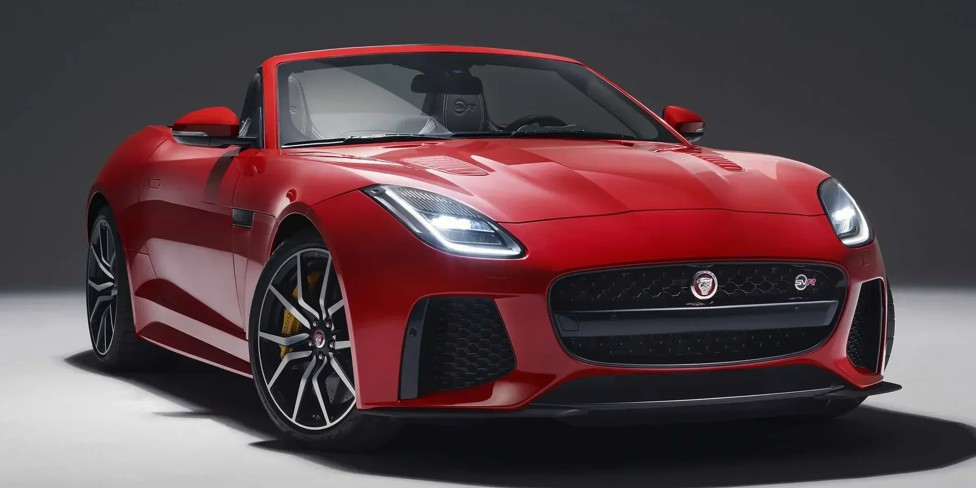 2020 Jaguar F-Type SVR photo 1