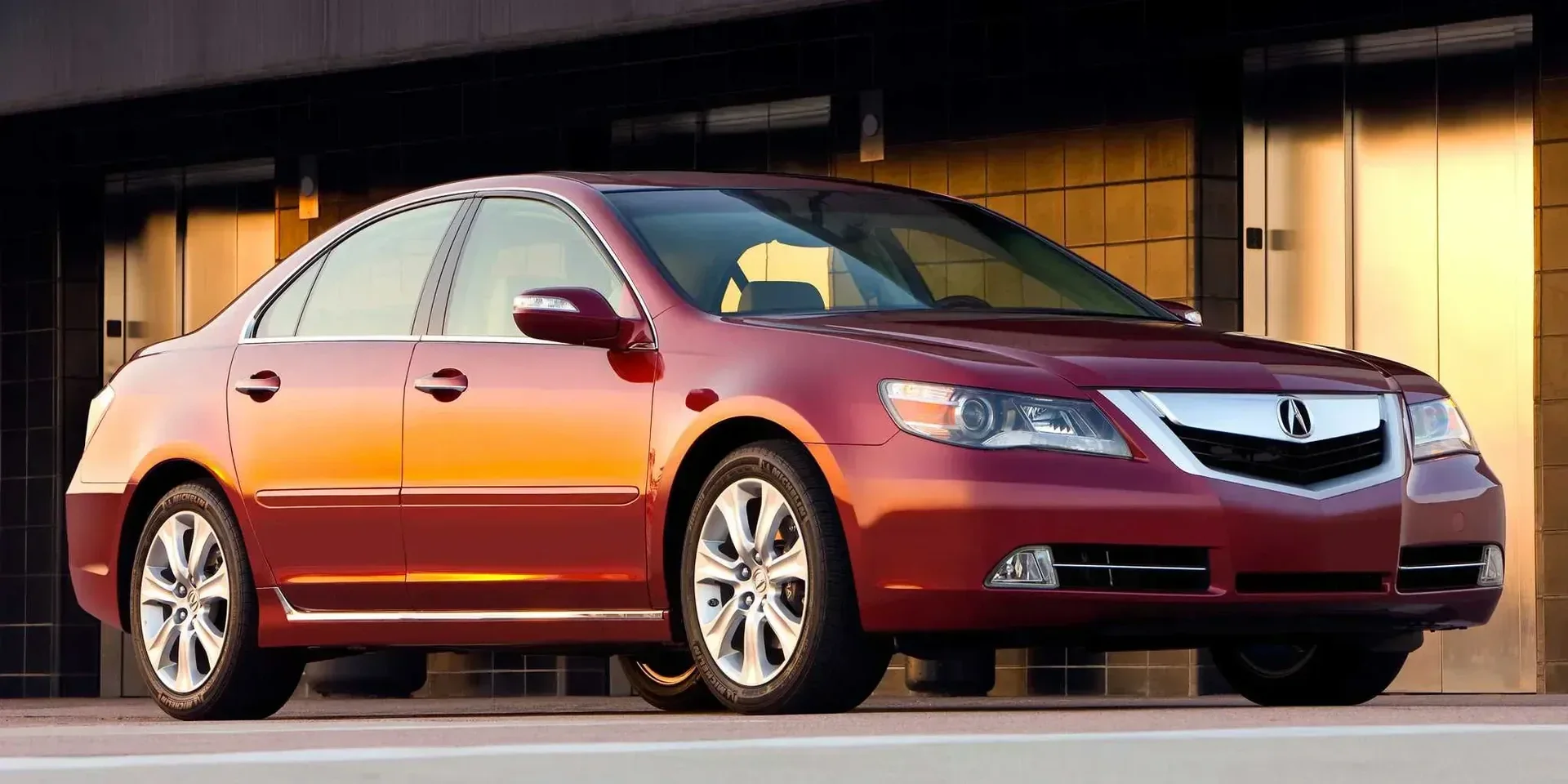 2012 Acura RL photo 1
