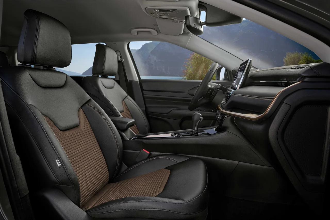 Interior 2