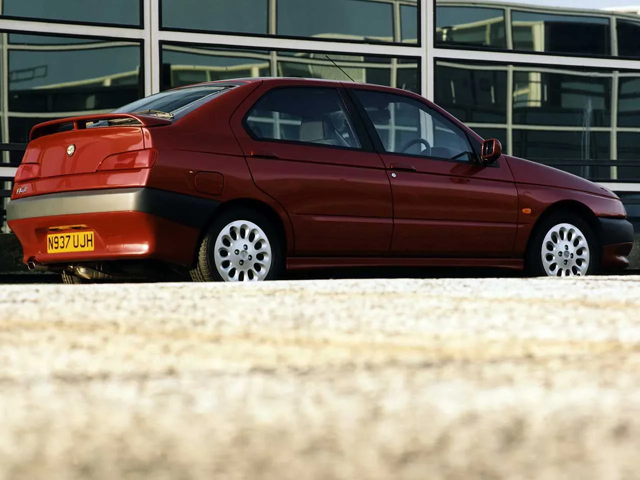 Exterior 8