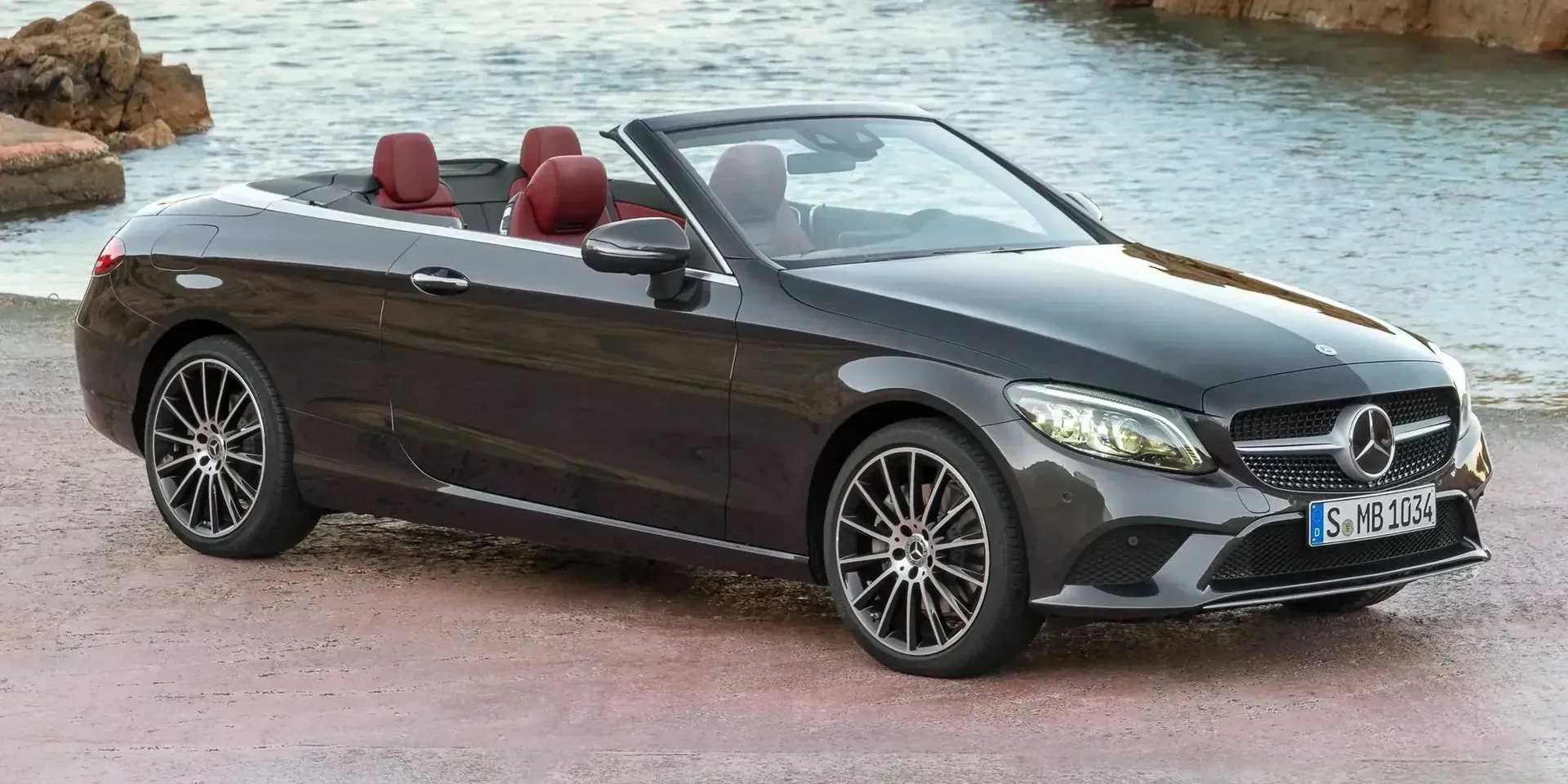 2019 Mercedes-Benz C-Class AMG C photo 1