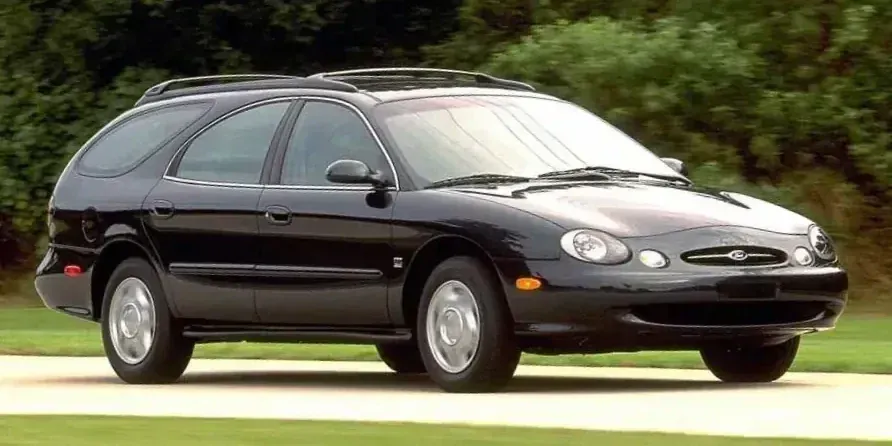 1998 Ford Taurus photo 1