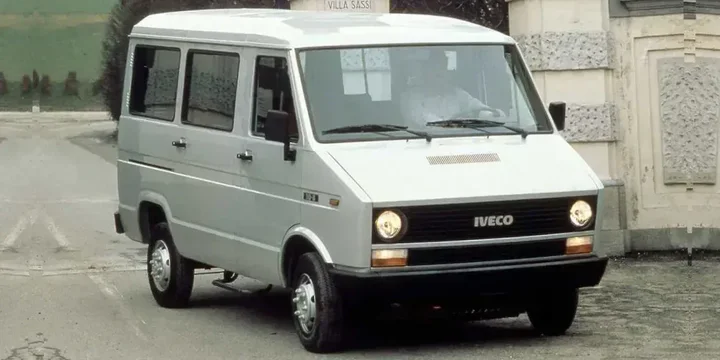 1990 Iveco 1990-iveco-daily-30-8-combi-manual-5-speed main image