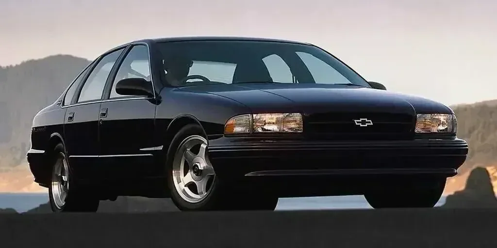1995 Chevrolet Impala SS photo 1