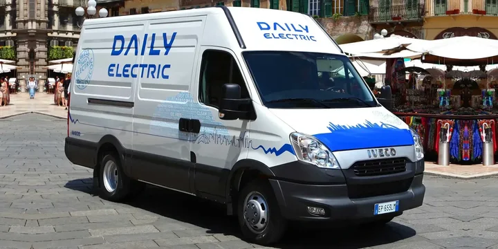 2012 Iveco 2012-iveco-daily-35c-electric-single-speed main image