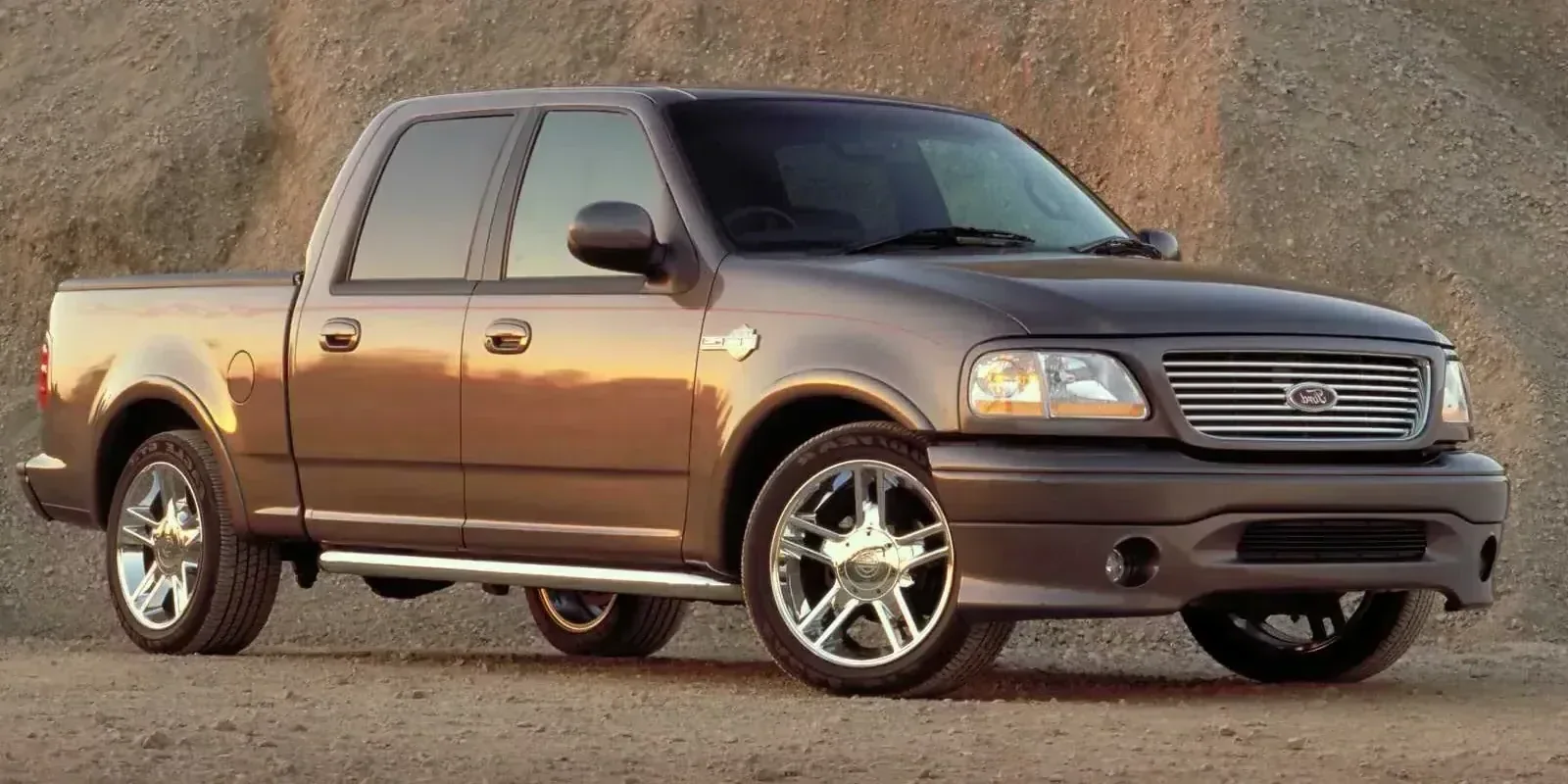 2001 Ford F-Series F-150 Harley-Davidson Supercharged photo 1