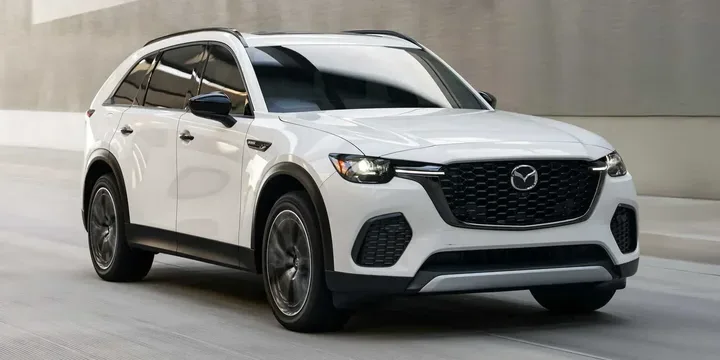 2024 Mazda 2024-mazda-cx-70-phev main image
