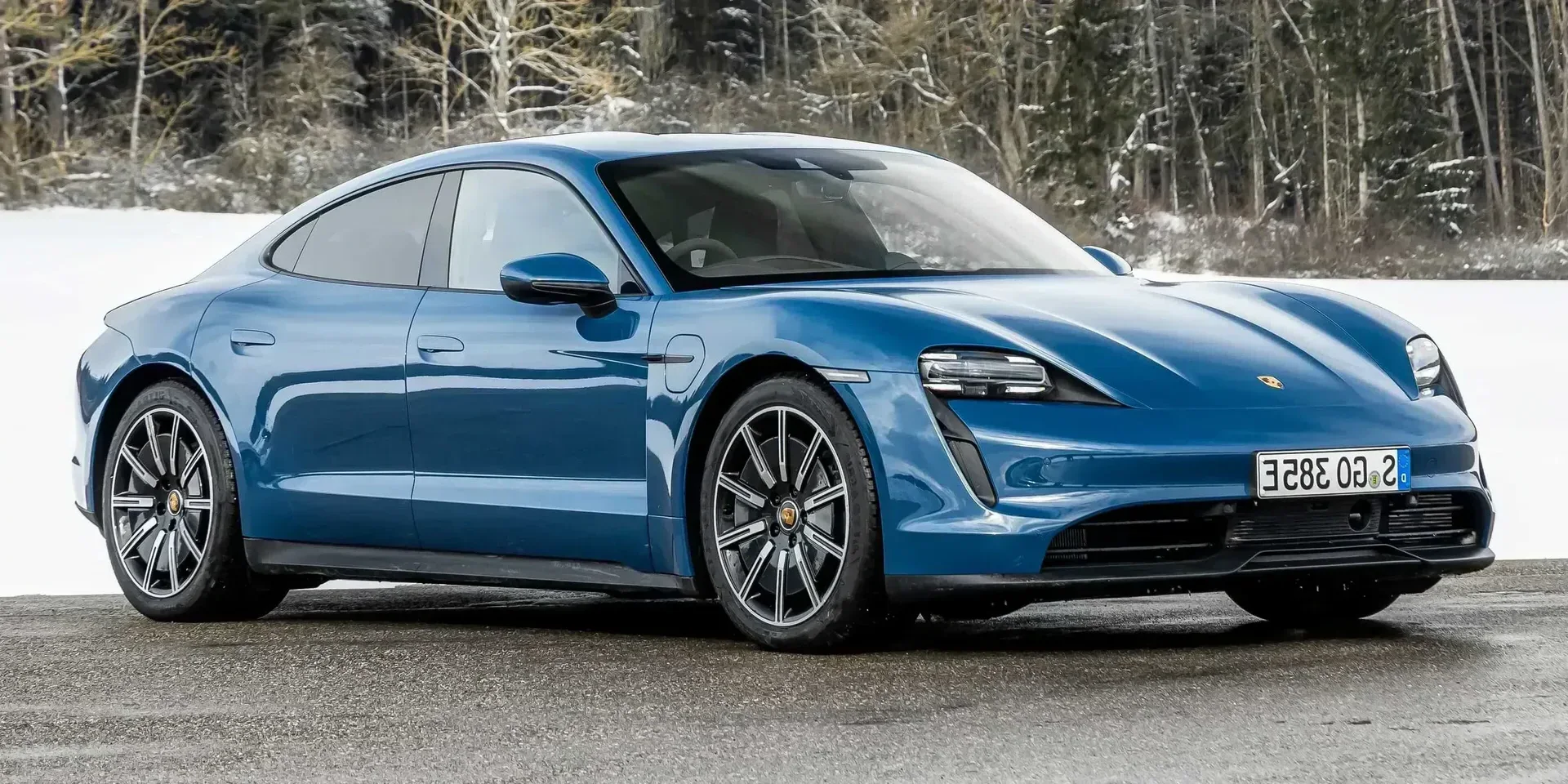 2021 Porsche Taycan photo 1