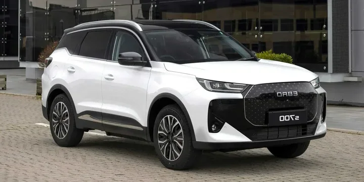 2025 EBRO 2025-ebro-s700-phev-dht-2-speed main image