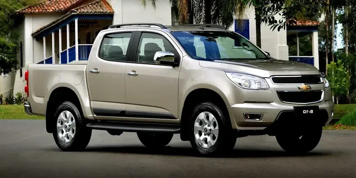2012 Chevrolet 2012-chevrolet-s-10-la-pickup-s-10-double-cab-24-flexpower-e85-manual-5-speed-147ps main image