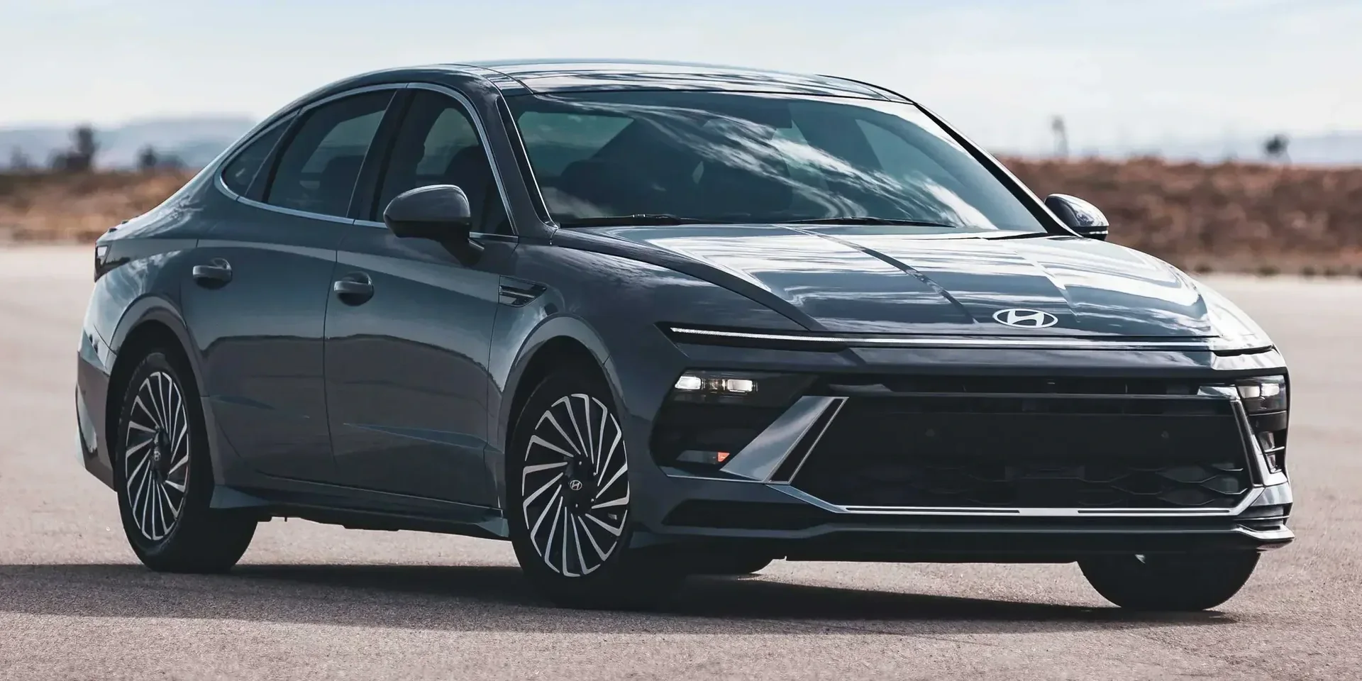 2026 Hyundai Sonata photo 1