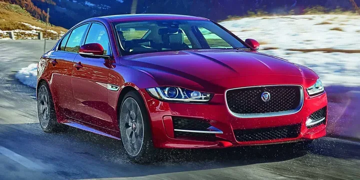2015 Jaguar 2015-jaguar-xe-20d-awd-automatic-8-speed main image