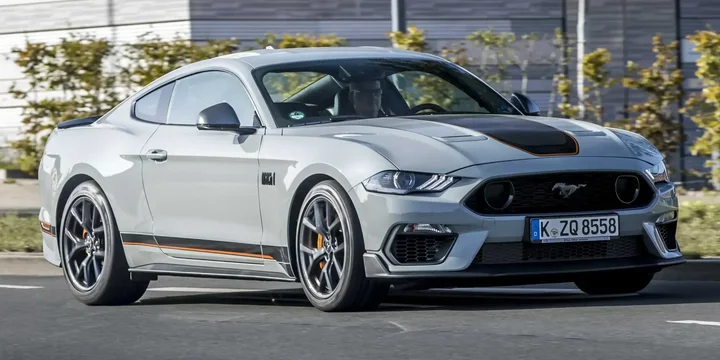 2021 Ford 2021-ford-mustang-coupe-ford-mustang-mach-1-460ps main image