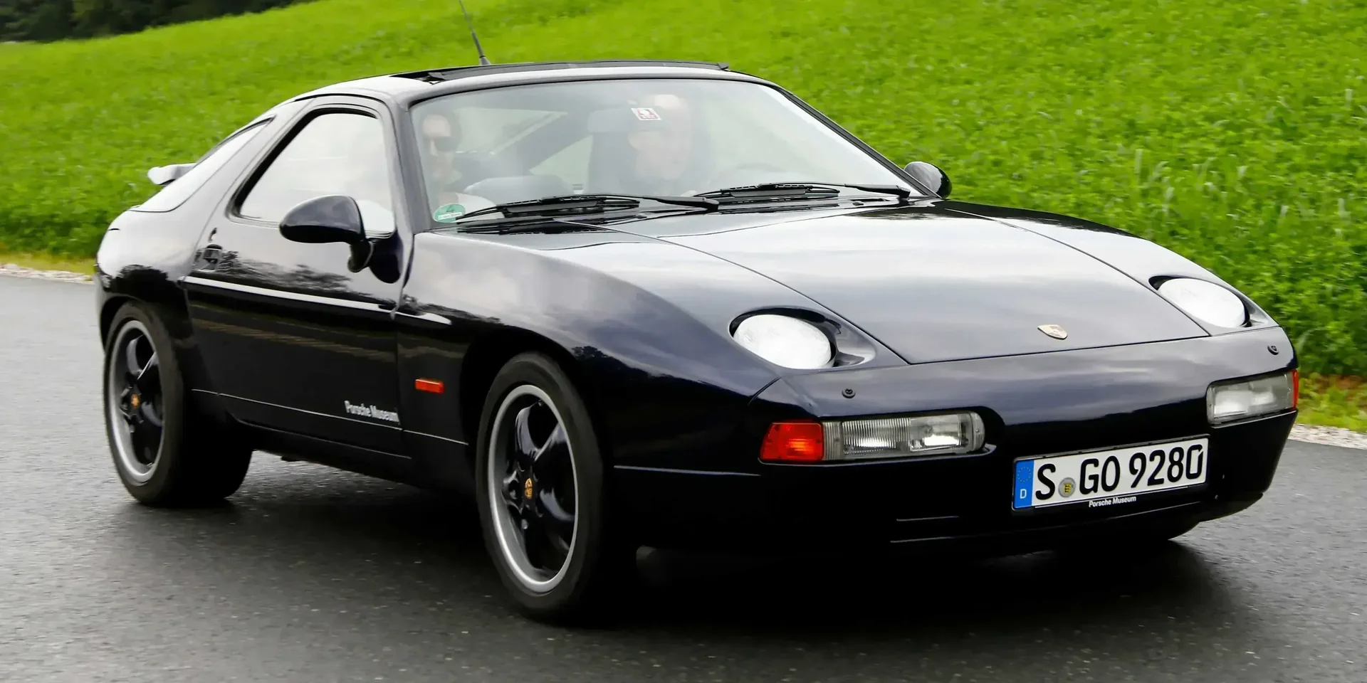 1993 Porsche 928 GTS photo 1