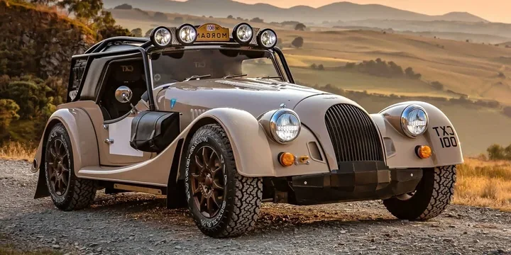 2022 Morgan 2022-morgan-plus-four main image