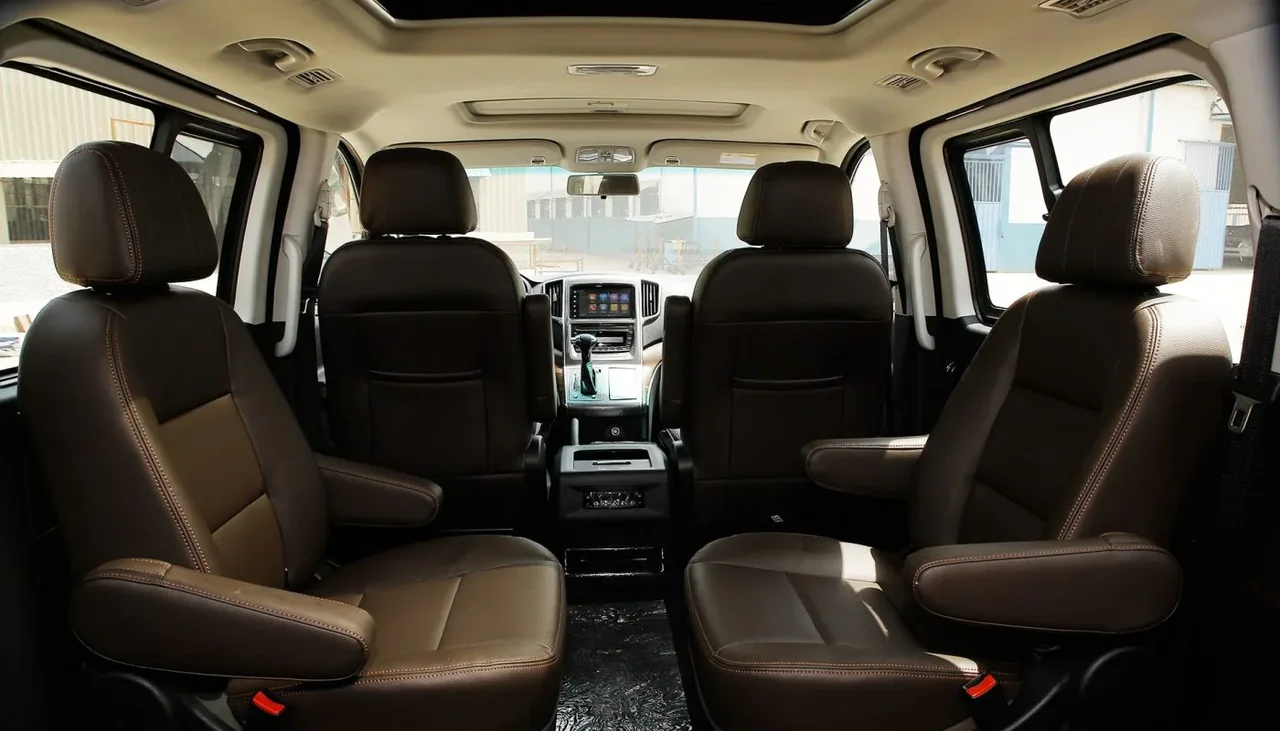 Interior 2