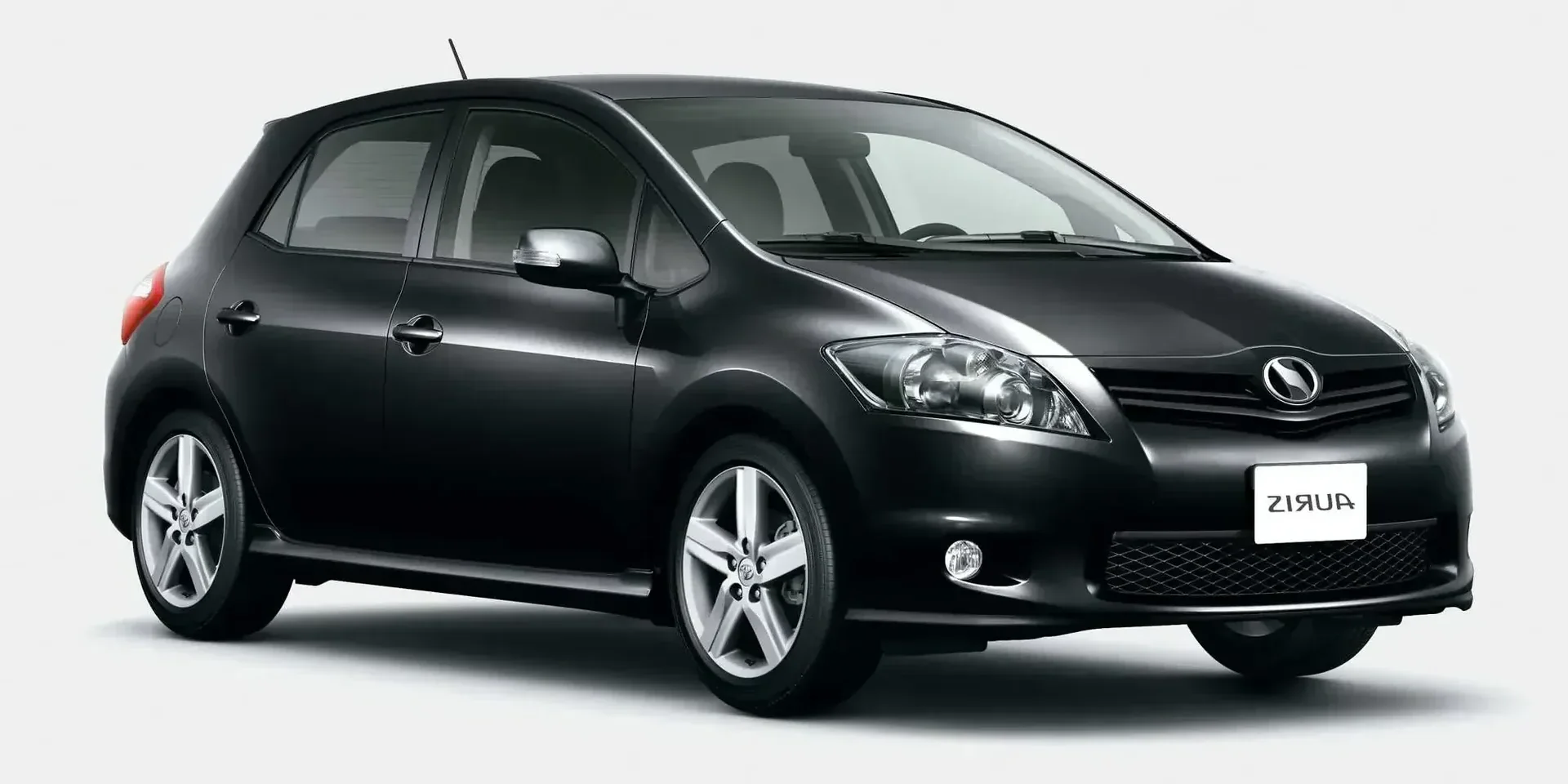 2012 Toyota Auris photo 1