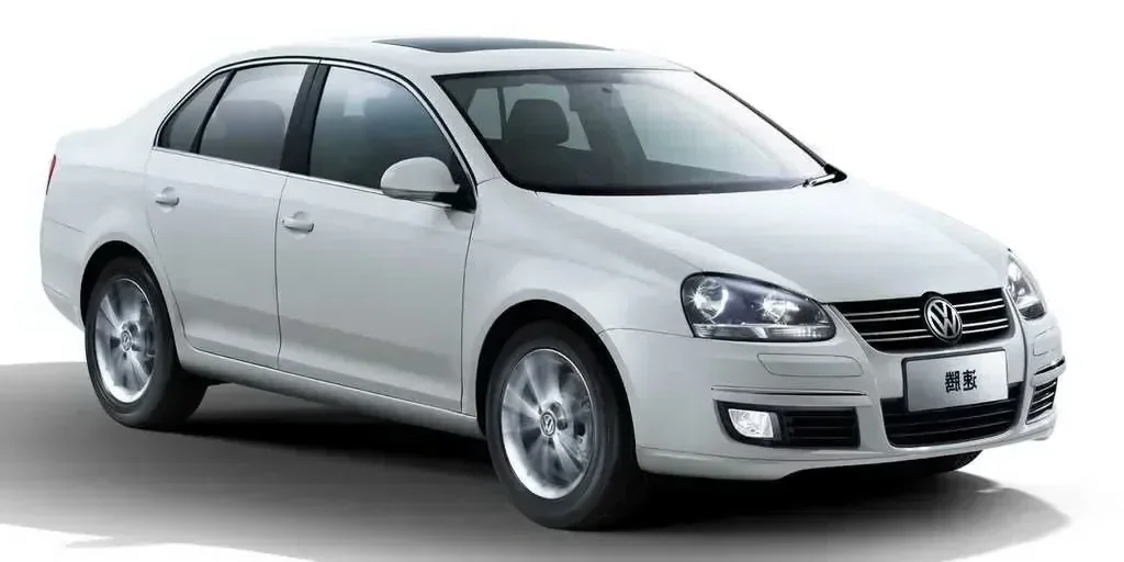 2011 Volkswagen Sagitar photo 1
