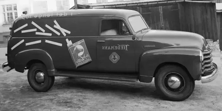 1951 Chevrolet 1951-chevrolet-advance-design-3805-panel-truck-35-manual main image