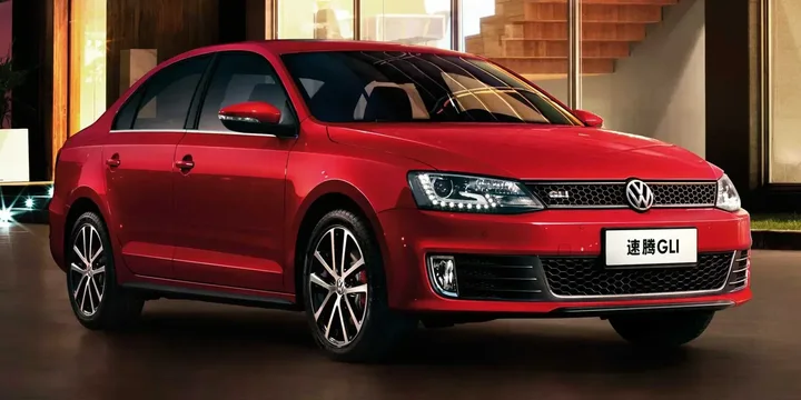 2013 Volkswagen 2013-volkswagen-sagitar-gli main image