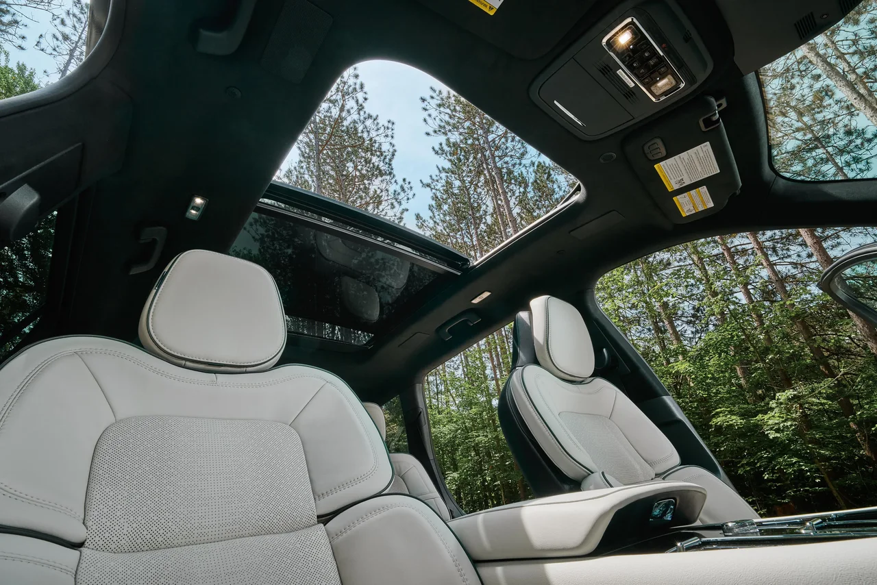 Interior 1