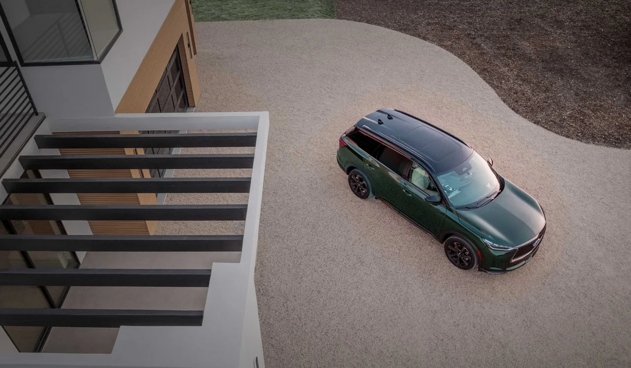 Exterior 3