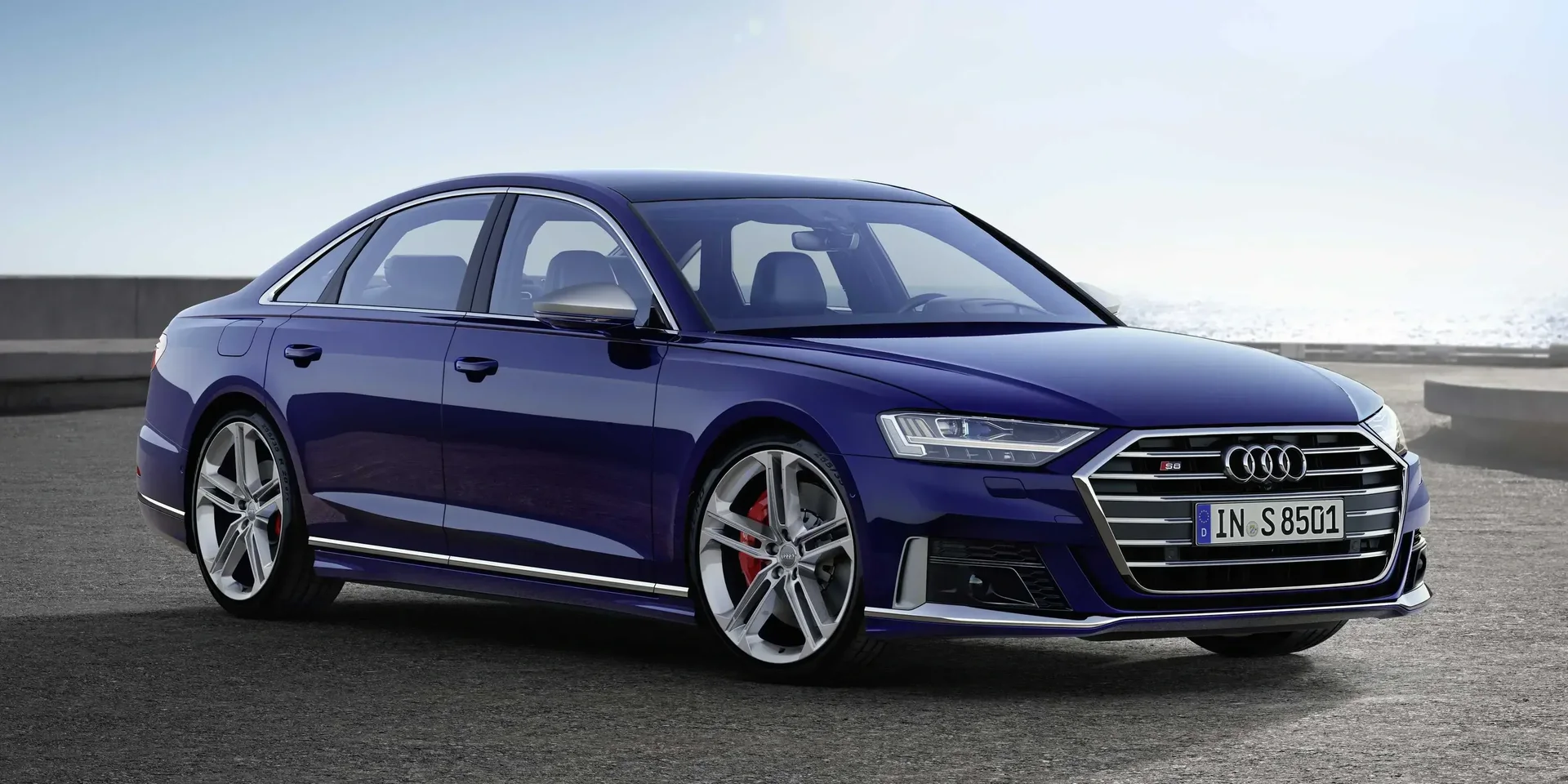 2020 Audi A8 S8 photo 1