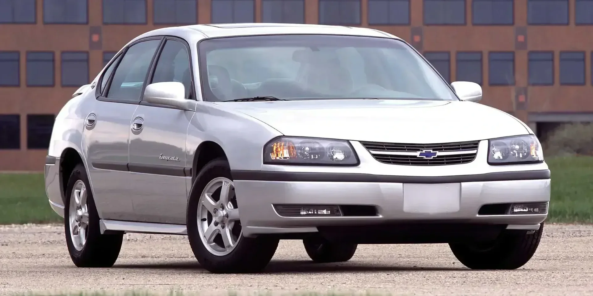 2001 Chevrolet Impala photo 1