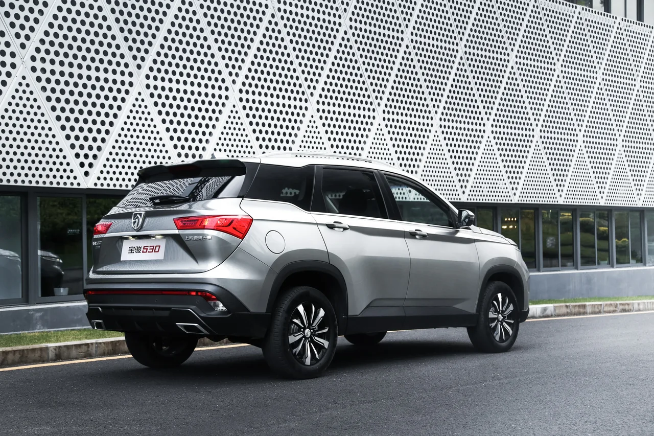 Exterior 4