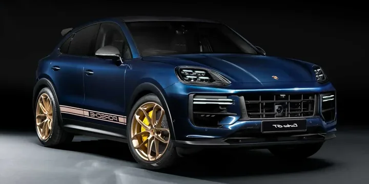 2024 Porsche 2024-porsche-cayenne-turbo-gt-coupe main image