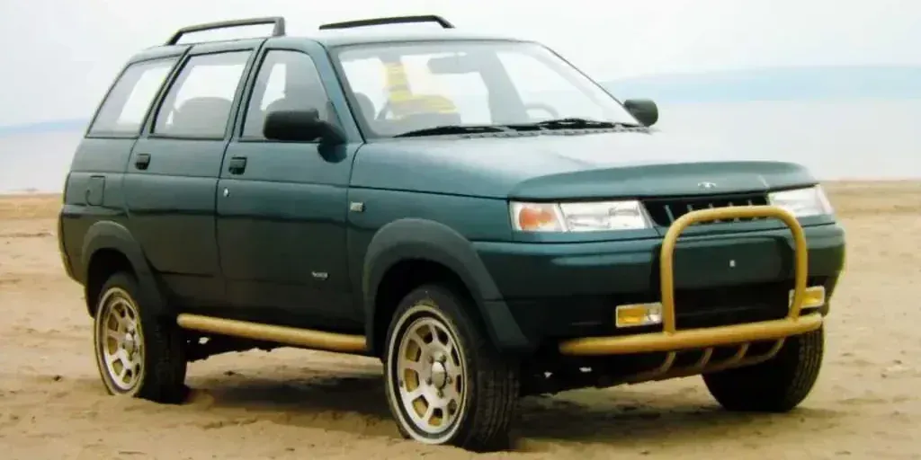 2006 Lada Tarzan photo 1