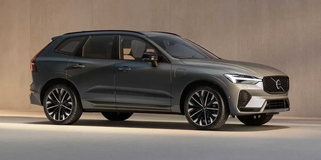 2027 Volvo XC60 photo 1