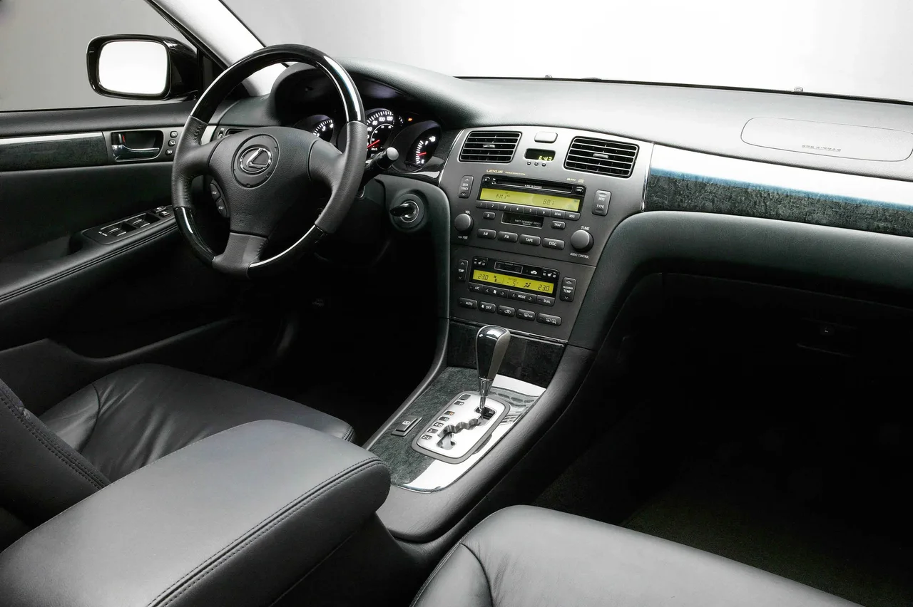 Interior 1