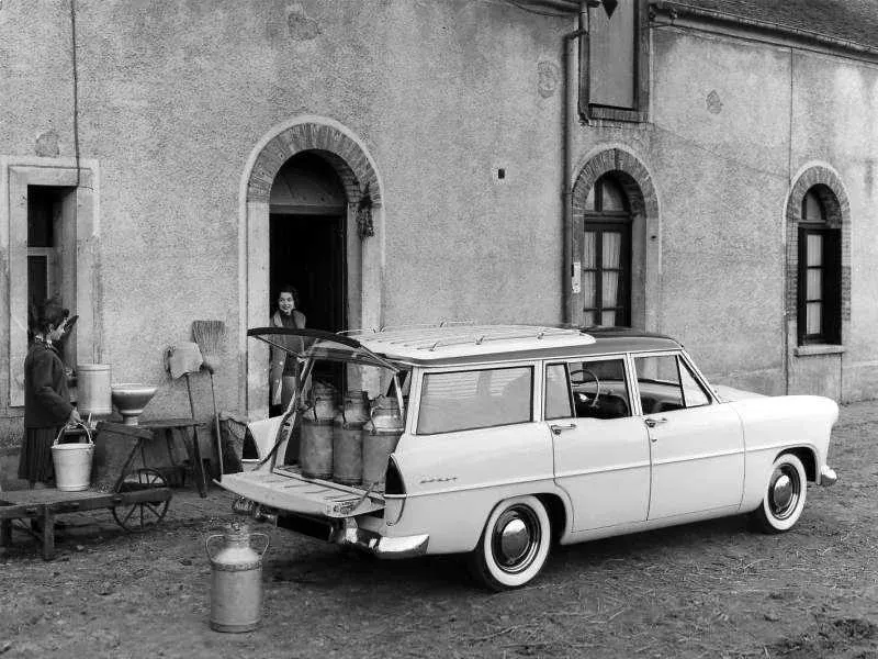 Exterior 3